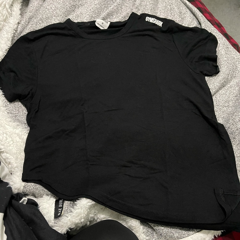 Gymshark essential tee-black-medium
